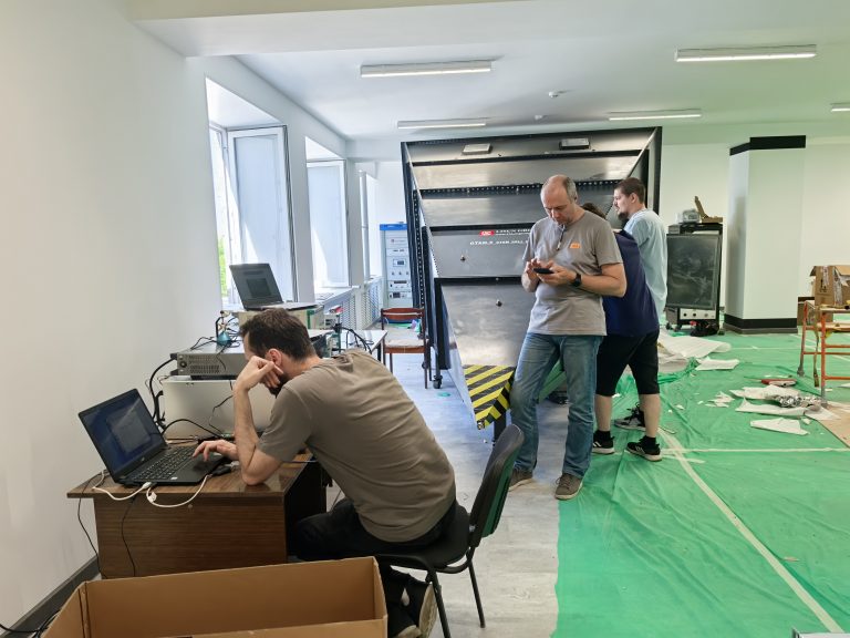 The In-depth Cooperation between Russia's Leading Lighting Enterprise and Professional Testing Equipment Supplier image